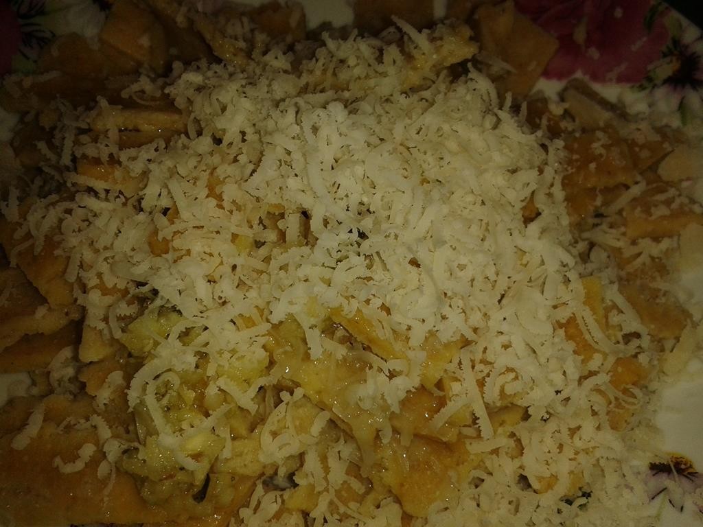 Selbstgemachte Besan-Nudeln