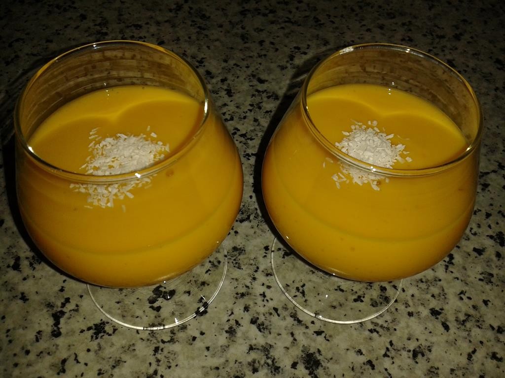 Mango-Lassi