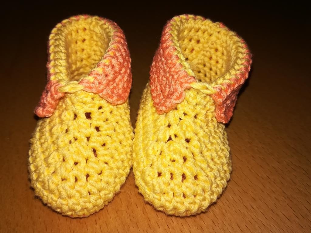 Gehäkelte Babyschuhe